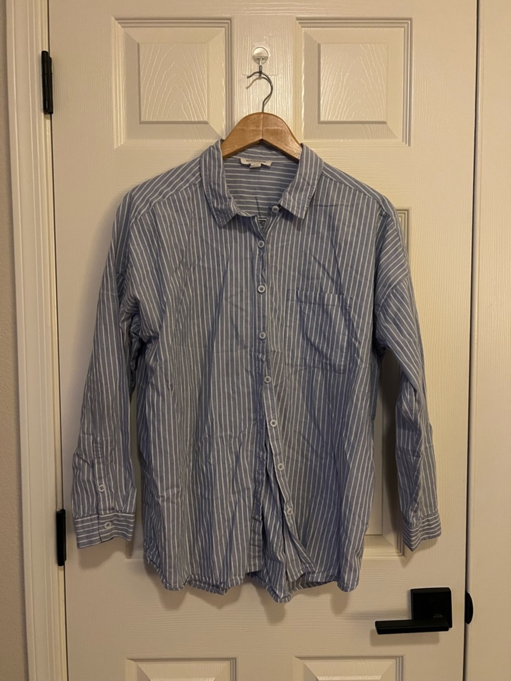 BeachLunchLounge 100% Cotton Stripe Beach Cover Up/Easy Summer Layering Shirt
